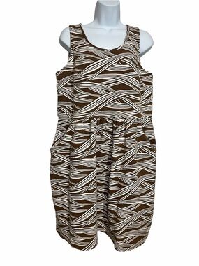 Boden Brown and White Sleeveless Dress Pockets Size 14 Flattering Casual Summer